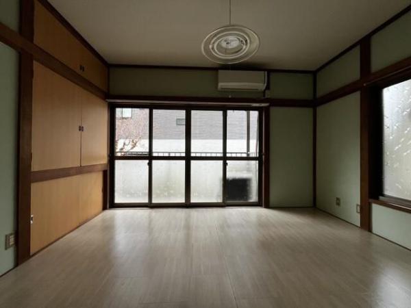 八王子市暁町１丁目のアパート