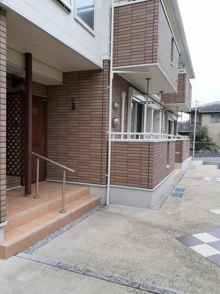 八王子市元八王子町２丁目のアパート