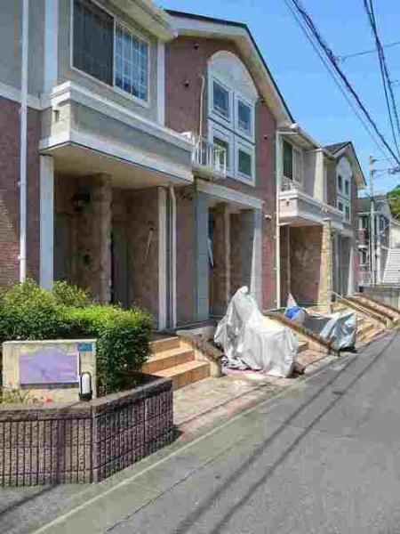 八王子市西片倉２丁目のアパート