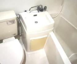 日野市大坂上１丁目のアパート