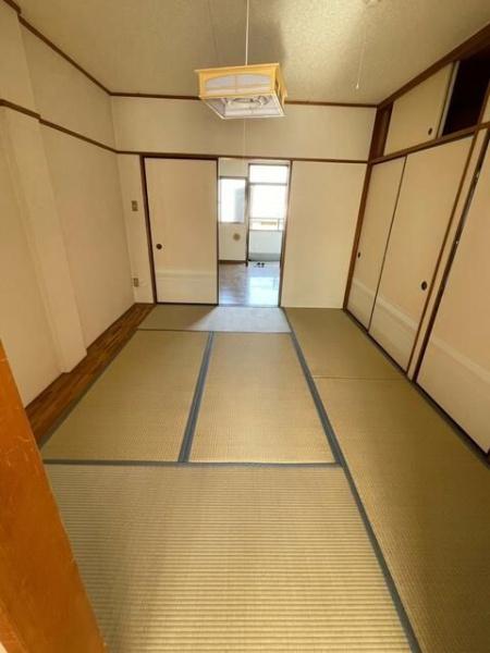 日野市多摩平６丁目のマンション