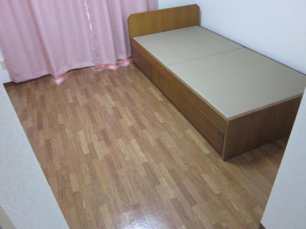 八王子市別所１丁目のマンション