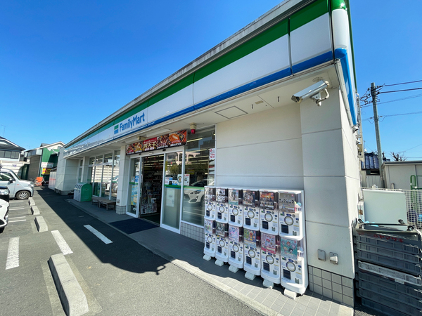 八王子市横川町のアパート(ファミリーマート)