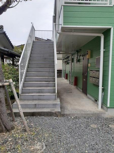 八王子市南大沢２丁目のアパート