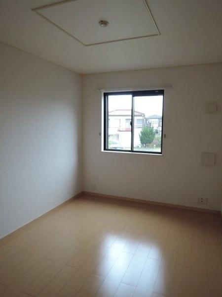 八王子市丹木町３丁目のアパート
