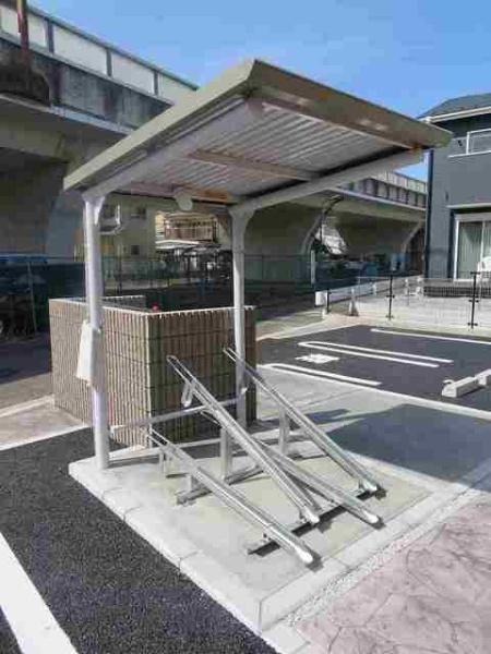 八王子市滝山町１丁目のアパート