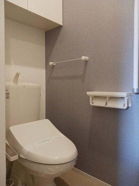 八王子市滝山町１丁目のアパート