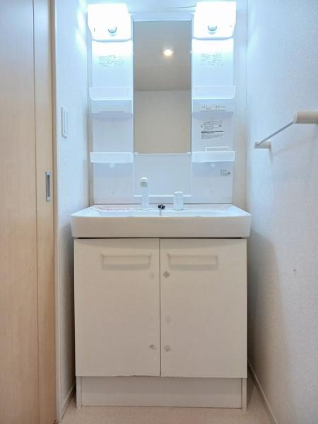 八王子市上野町のアパート
