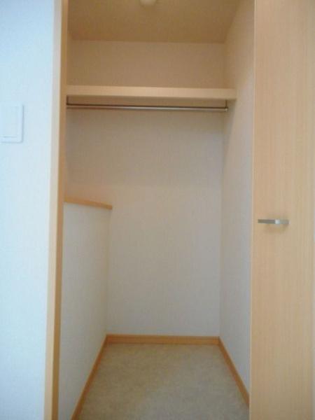 八王子市堀之内３丁目のマンション