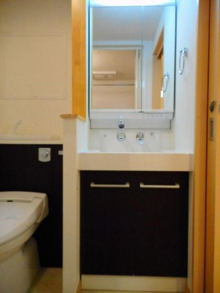 八王子市堀之内３丁目のマンション