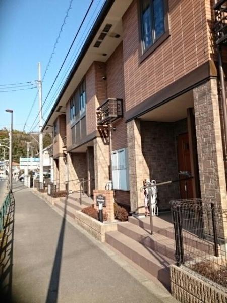 八王子市丹木町３丁目のアパート