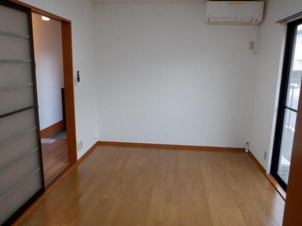 八王子市散田町５丁目のアパート