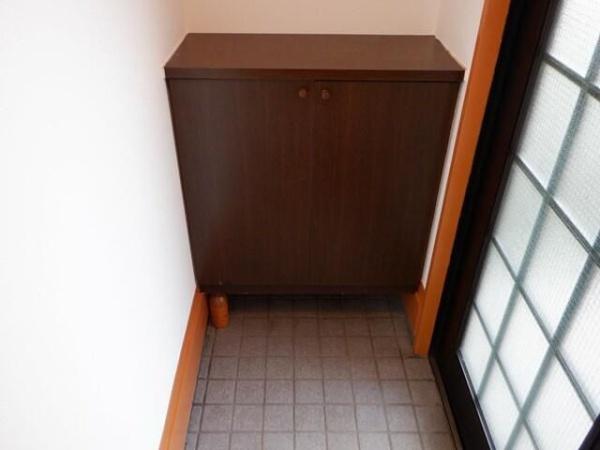 八王子市散田町５丁目のアパート