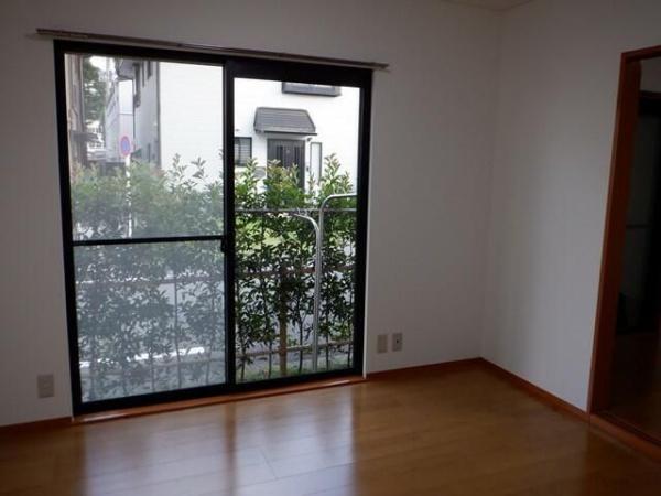 八王子市散田町５丁目のアパート