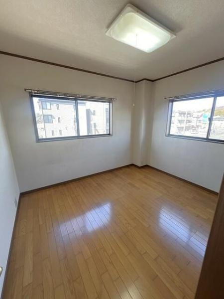 八王子市暁町１丁目のマンション