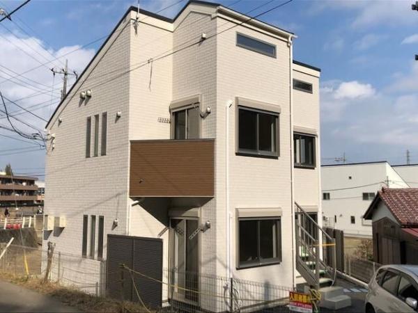 八王子市長沼町のアパート