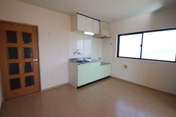 八王子市中野上町５丁目のマンション