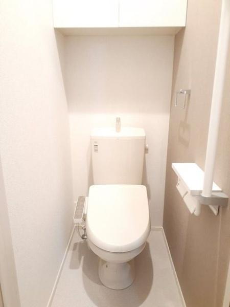 八王子市弐分方町のアパート