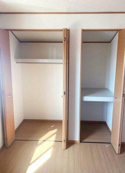 日野市西平山５丁目の貸家