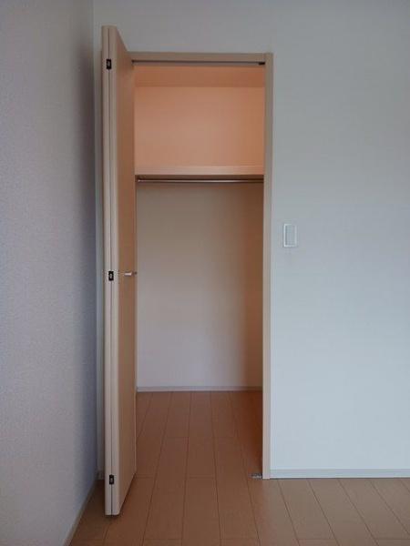 八王子市弐分方町のアパート
