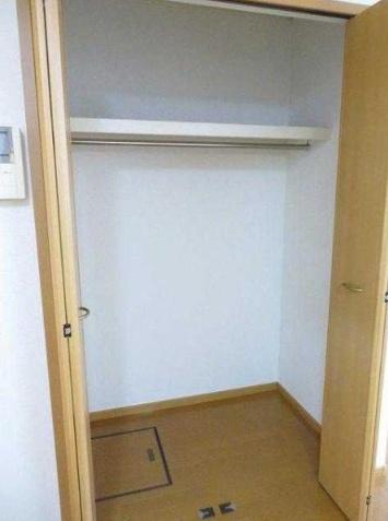 八王子市狭間町のアパート