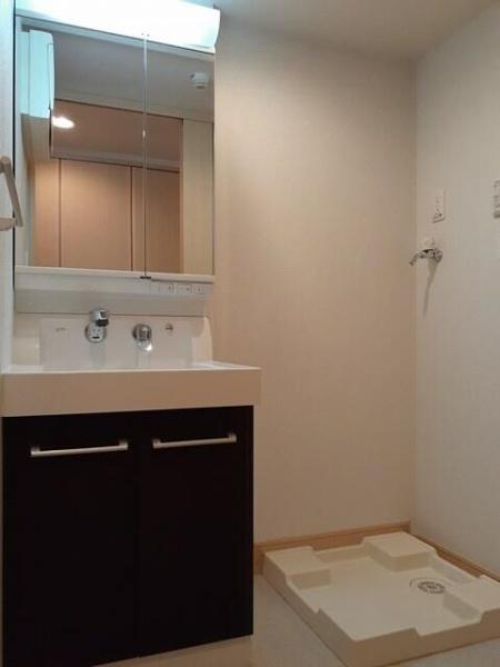 八王子市東中野のマンション
