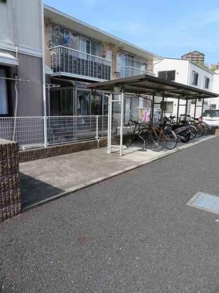 八王子市南大沢２丁目のアパート