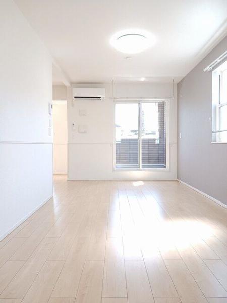 日野市東豊田３丁目のアパート