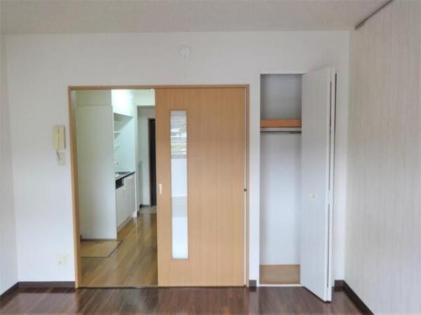 日野市程久保８丁目のマンション