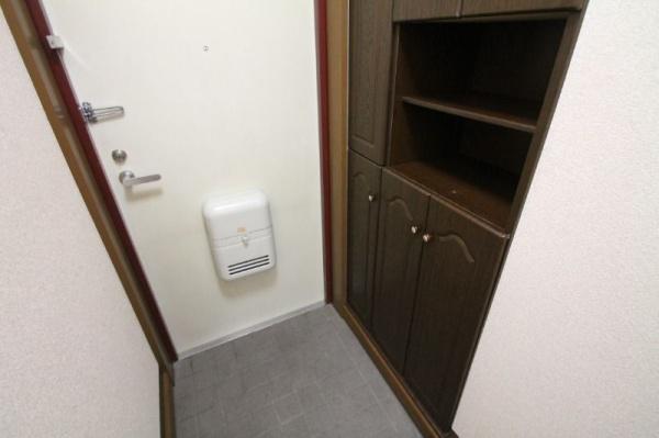 八王子市久保山町１丁目のマンション