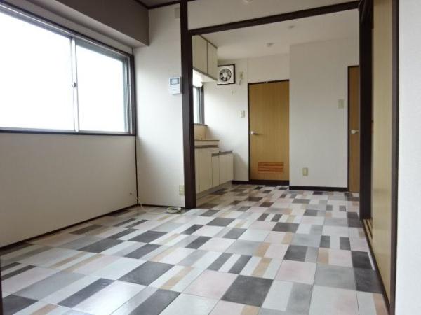 日野市高幡のマンション