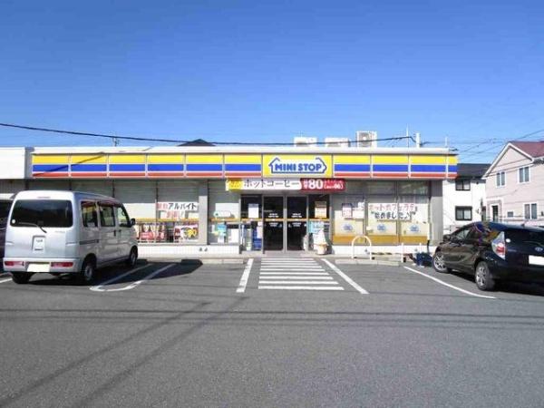 日野市旭が丘２丁目のアパート