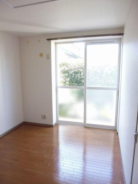 日野市西平山５丁目のアパート
