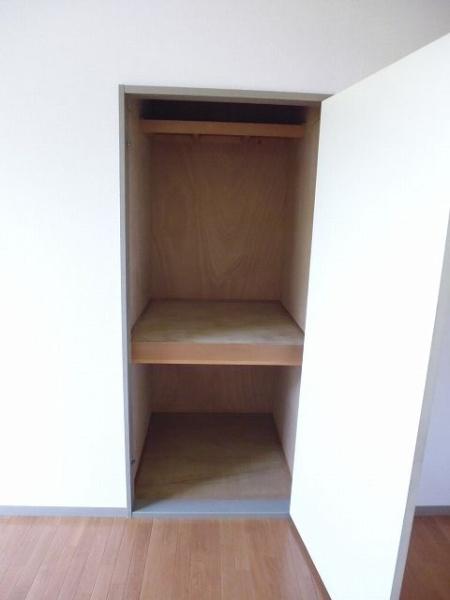 日野市西平山５丁目のアパート