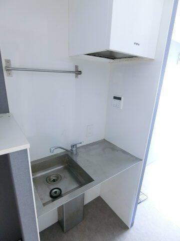 八王子市明神町３丁目のマンション