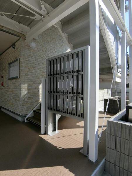 八王子市千人町４丁目のマンション