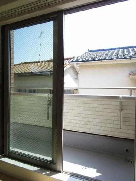 日野市多摩平３丁目のアパート
