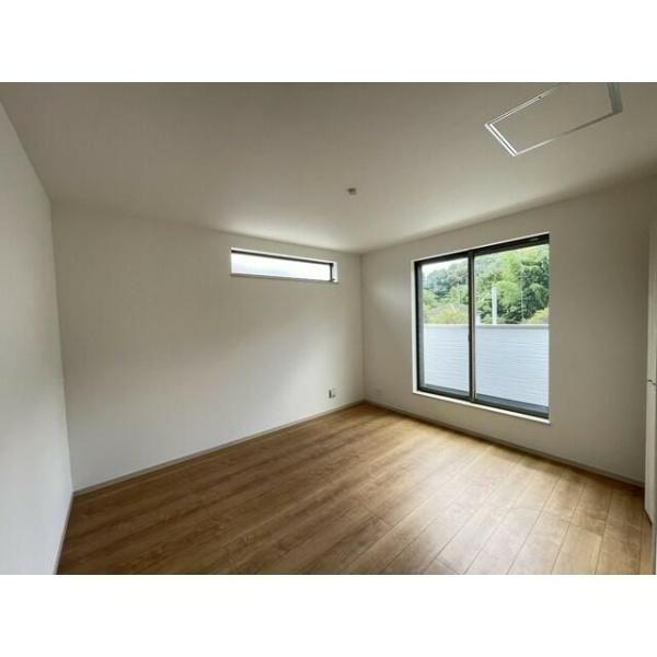 八王子市美山町の貸家