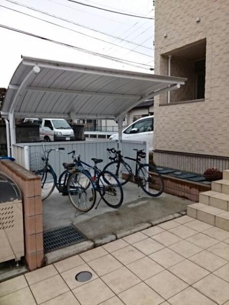 八王子市長沼町のアパート
