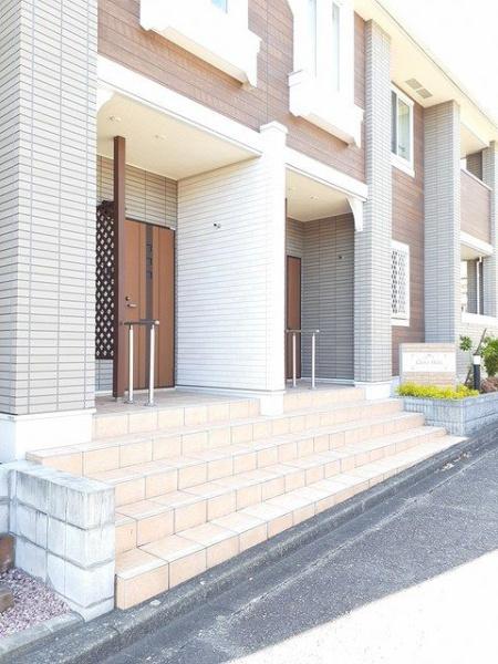 八王子市元八王子町３丁目のアパート