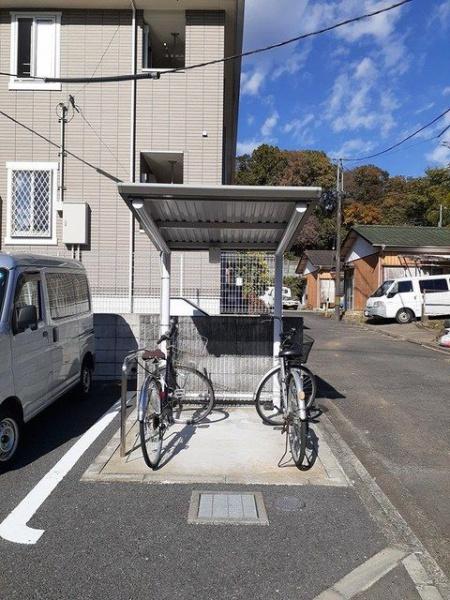 八王子市元八王子町３丁目のアパート