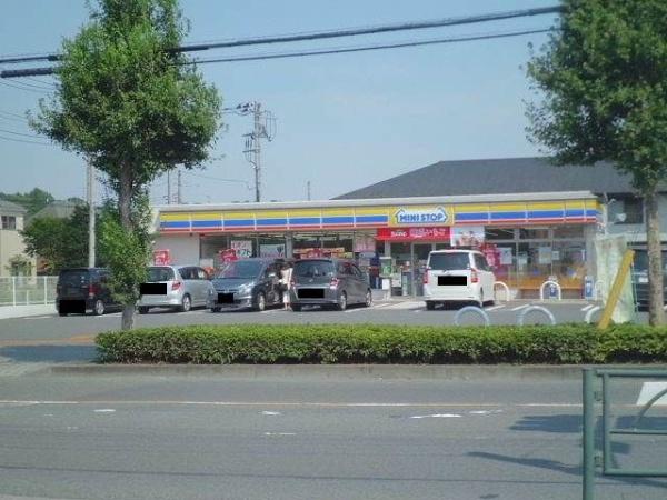 八王子市元八王子町３丁目のアパート