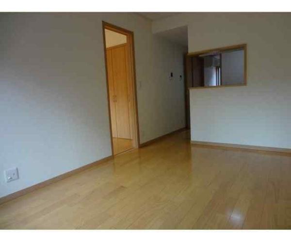 八王子市子安町２丁目のアパート