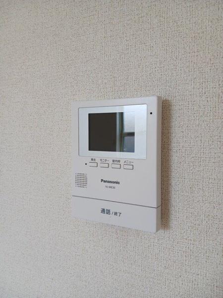 八王子市元八王子町３丁目のアパート