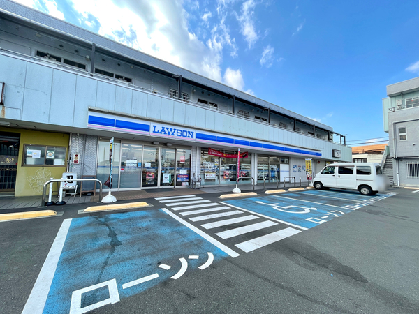 八王子市散田町5丁目のアパート(ローソン)