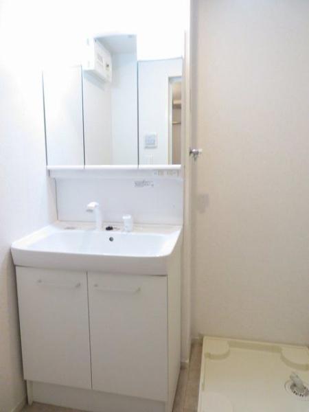 八王子市中野山王２丁目のアパート