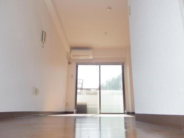 日野市高幡のアパート