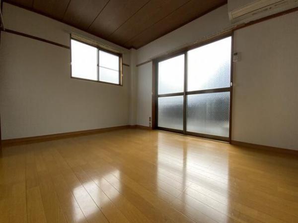 八王子市子安町２丁目のアパート