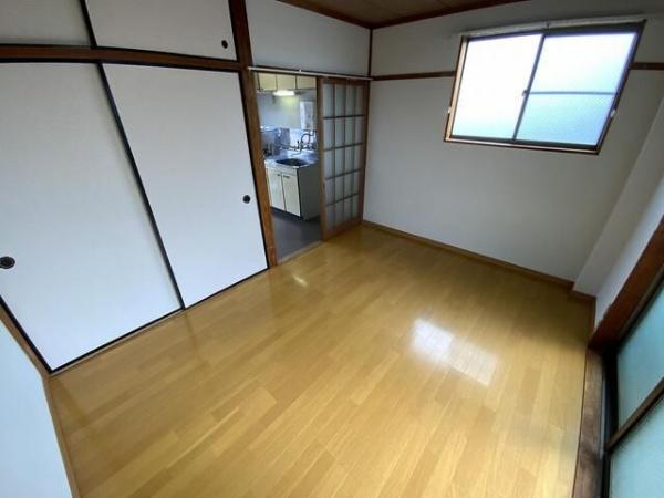 八王子市子安町２丁目のアパート