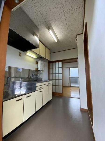 八王子市子安町２丁目のアパート